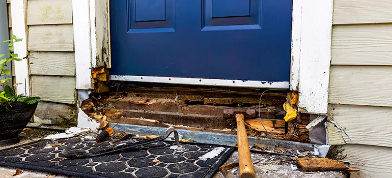 Broken Door Jamb Repair in Sarasota Springs, FL