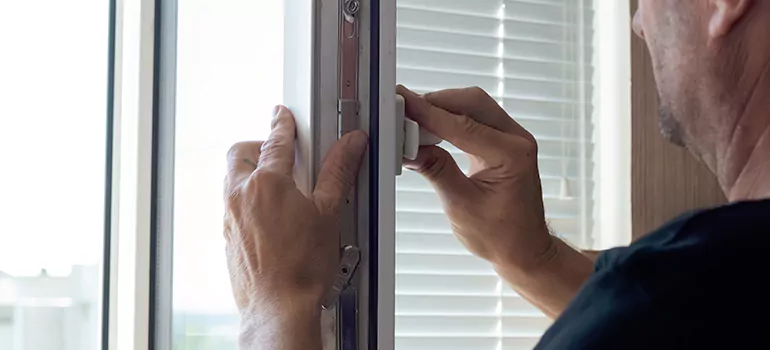 Custom Hopper Windows in Sarasota Springs, FL