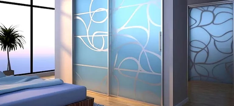 Frosting Glass Cabinet Doors in Sarasota Springs, FL