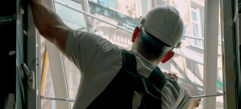 Install Exterior Storm Windows in Sarasota Springs, FL